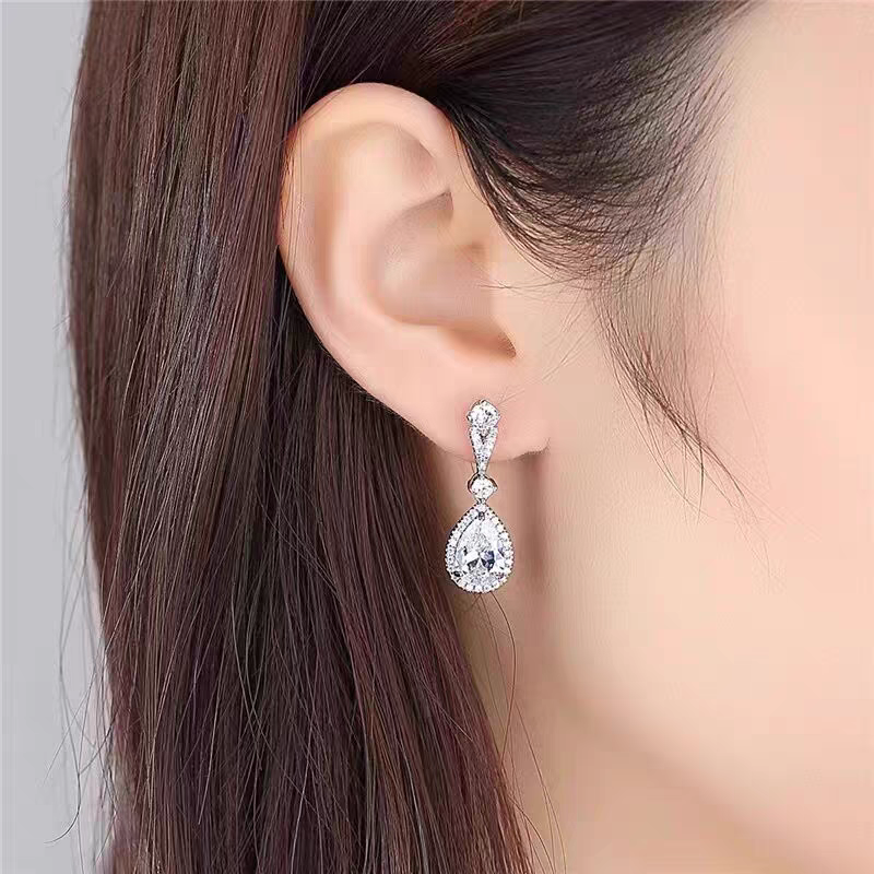 Earrings E25420002200
