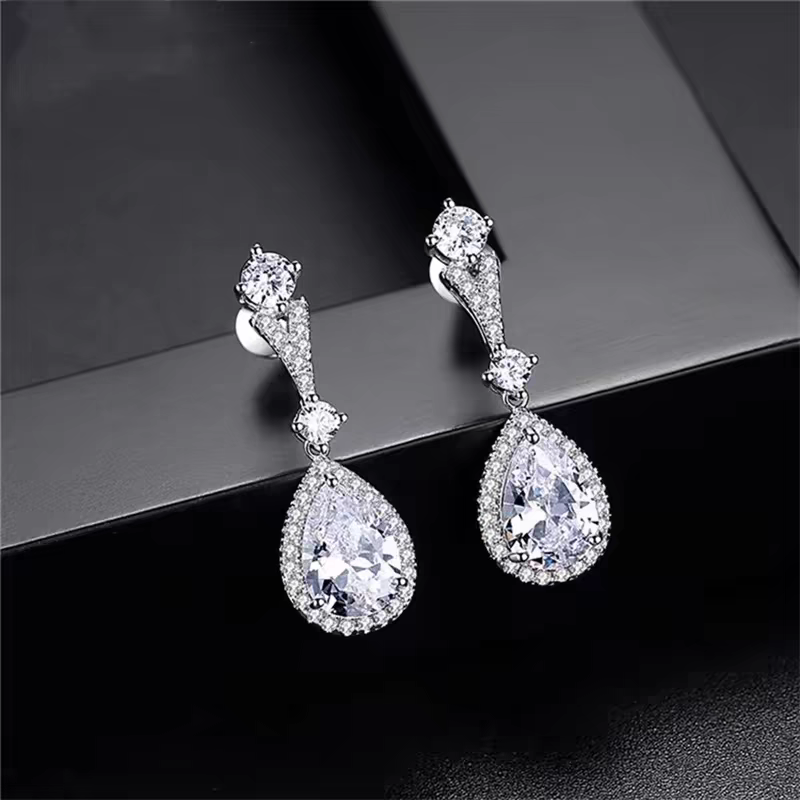 Earrings E25420002200